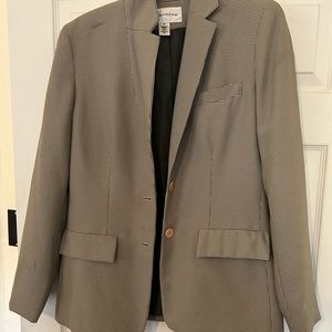 Beige button up blazer